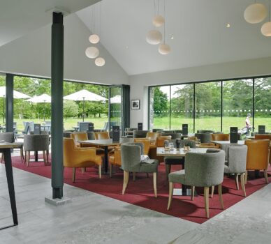 golf-clubhouse-slider